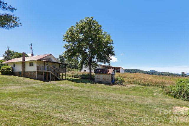 414 Skyline Drive, Canton, NC 28716