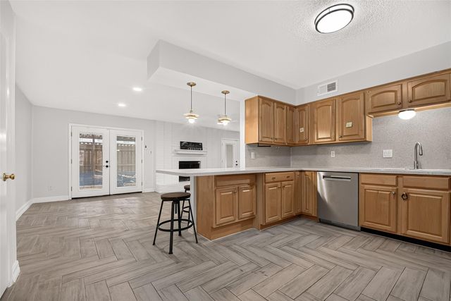 10383 Briar Forest Drive, Houston, TX 77042
