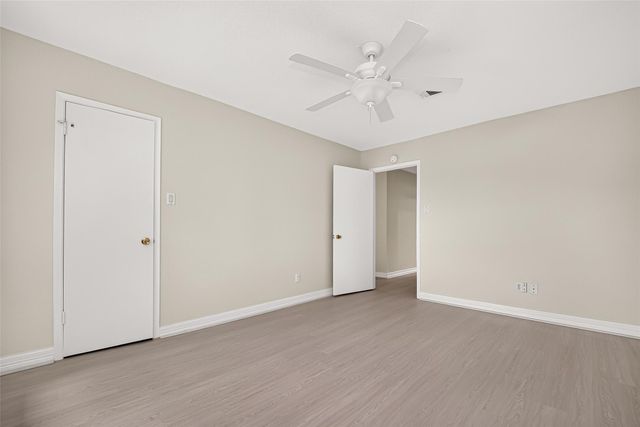 10383 Briar Forest Drive, Houston, TX 77042