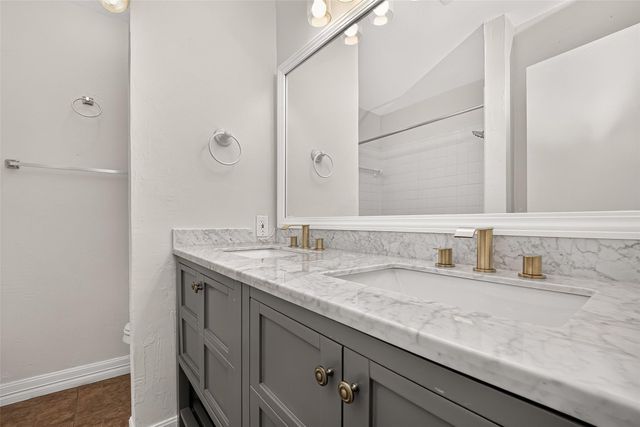 10383 Briar Forest Drive, Houston, TX 77042