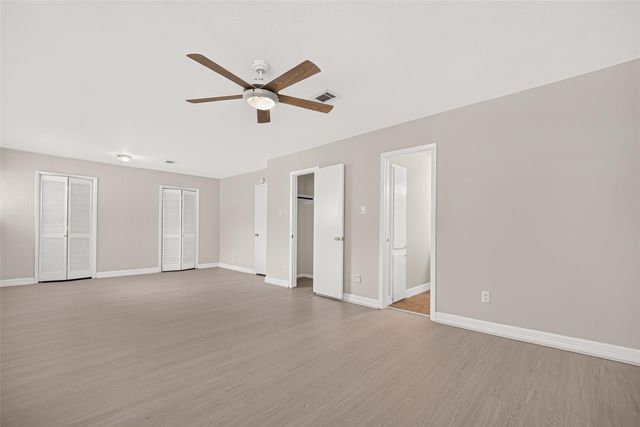 10383 Briar Forest Drive, Houston, TX 77042