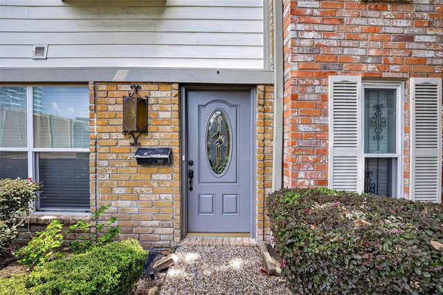 10383 Briar Forest Drive, Houston, TX 77042