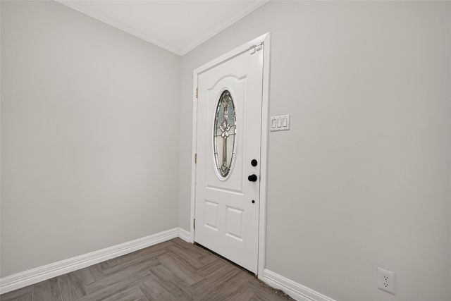 10383 Briar Forest Drive, Houston, TX 77042