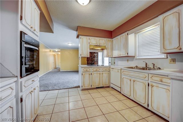 23 Westward Street, Van Buren, AR 72596