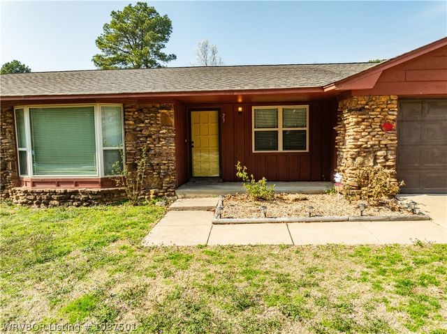 23 Westward Street, Van Buren, AR 72596