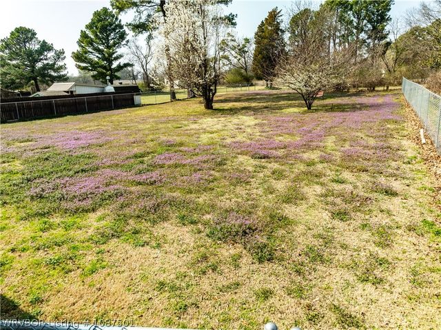 23 Westward Street, Van Buren, AR 72596