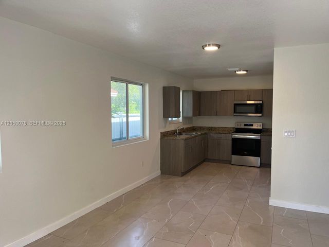 10229 SW 173rd St 1, Miami, FL 33157