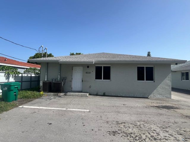 10229 SW 173rd St 1, Miami, FL 33157