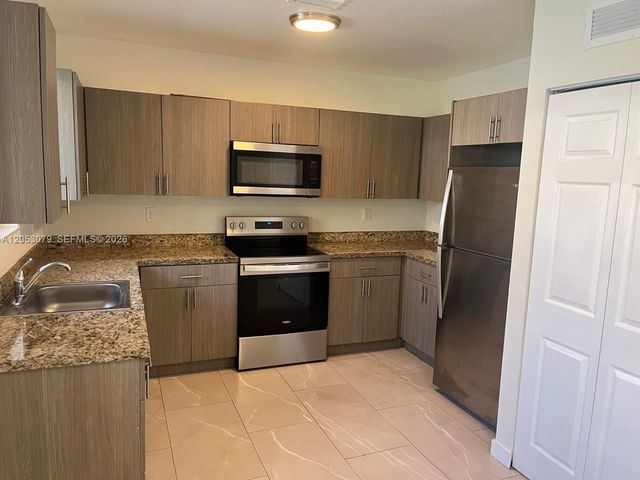 10229 SW 173rd St 1, Miami, FL 33157