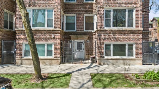 7654 N Greenview Avenue 2, Chicago, IL 60626