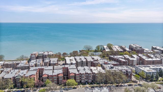 7654 N Greenview Avenue 2, Chicago, IL 60626