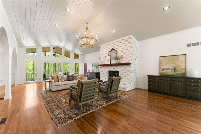 3545 Greystone Road, Gainesville, GA 30506