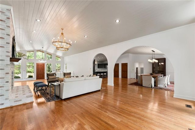 3545 Greystone Road, Gainesville, GA 30506