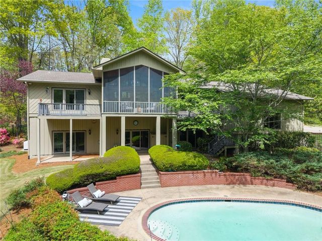 3545 Greystone Road, Gainesville, GA 30506