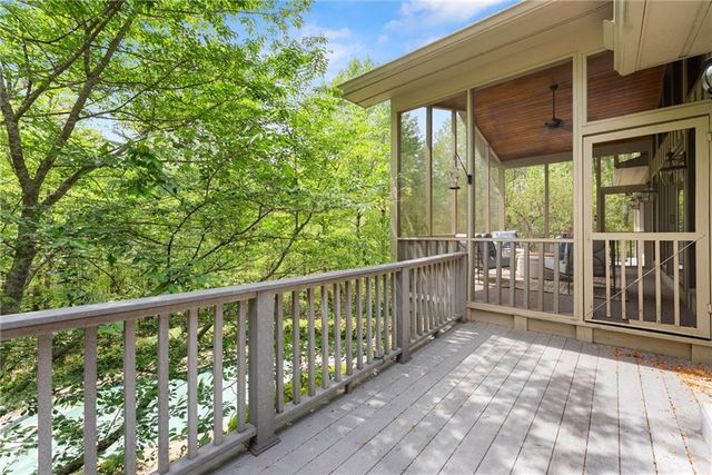 3545 Greystone Road, Gainesville, GA 30506
