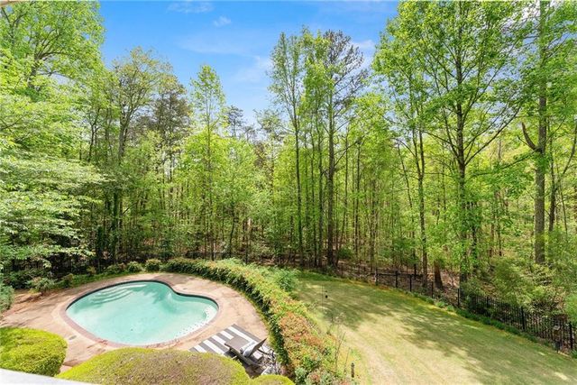 3545 Greystone Road, Gainesville, GA 30506