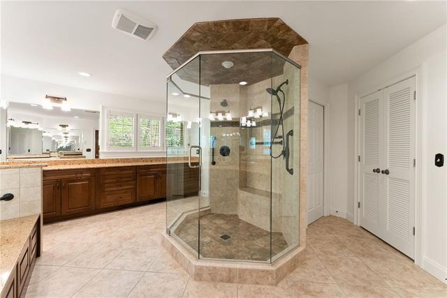3545 Greystone Road, Gainesville, GA 30506