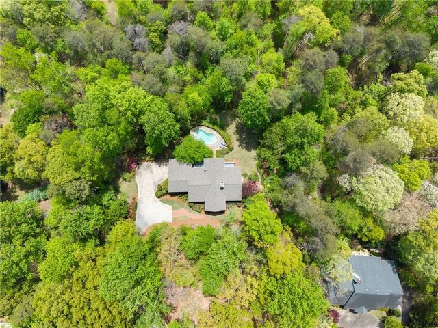 3545 Greystone Road, Gainesville, GA 30506