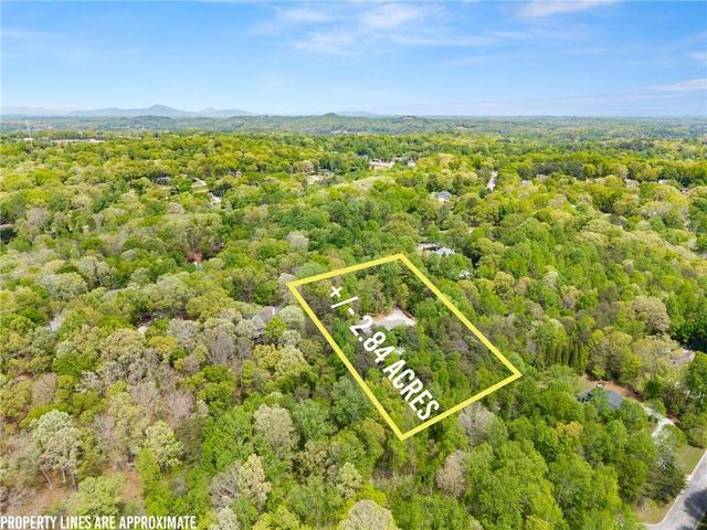 3545 Greystone Road, Gainesville, GA 30506