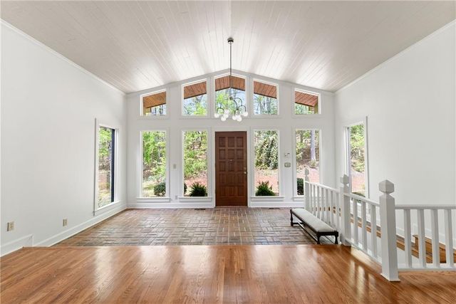 3545 Greystone Road, Gainesville, GA 30506