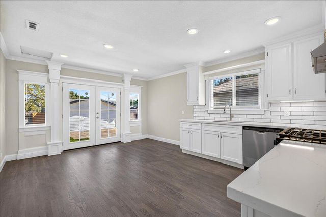 926 N Thorne, Fresno, CA 93728