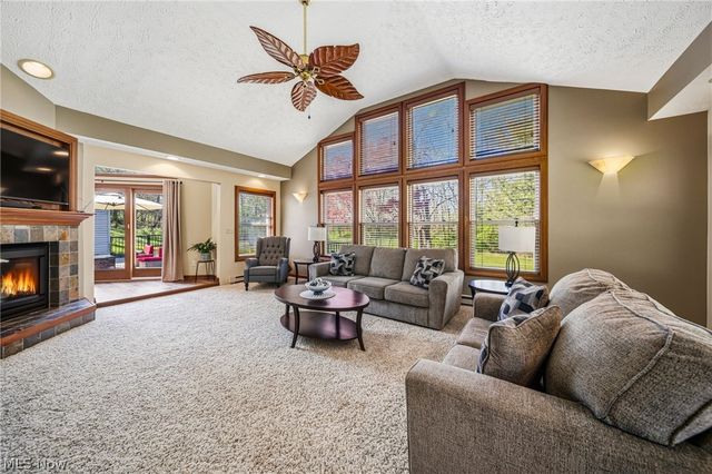 16912 Albion Road, Strongsville, OH 44136