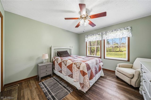 16912 Albion Road, Strongsville, OH 44136