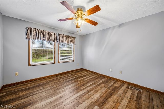 16912 Albion Road, Strongsville, OH 44136