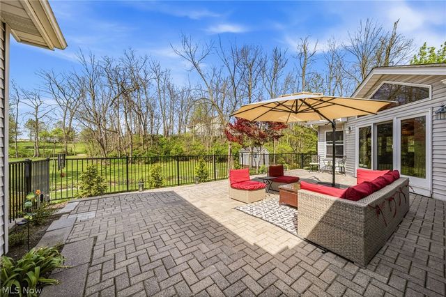 16912 Albion Road, Strongsville, OH 44136