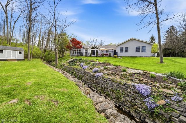 16912 Albion Road, Strongsville, OH 44136