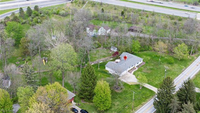 16912 Albion Road, Strongsville, OH 44136