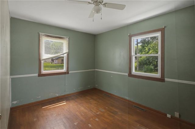 12708 12TH Street, Grandview, MO 64030