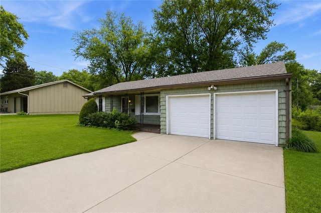 12708 12TH Street, Grandview, MO 64030