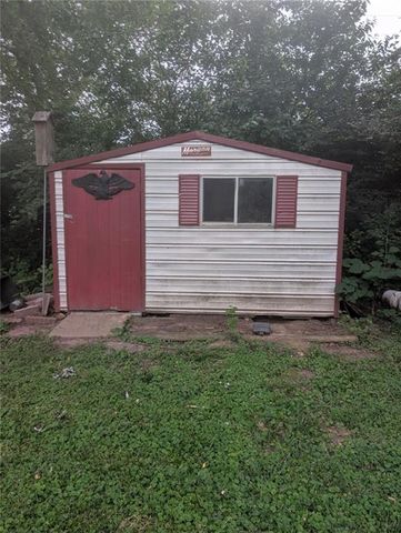 12708 12TH Street, Grandview, MO 64030