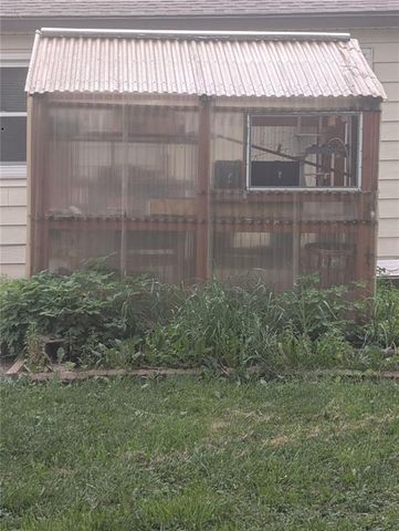 12708 12TH Street, Grandview, MO 64030