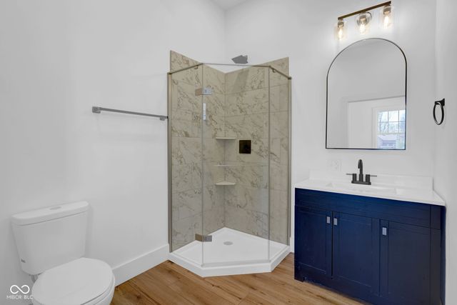 1200 N 10th Street, Terre Haute, IN 47807