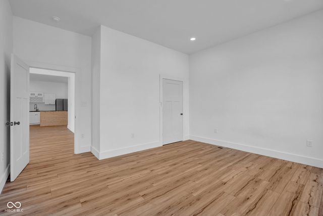 1200 N 10th Street, Terre Haute, IN 47807