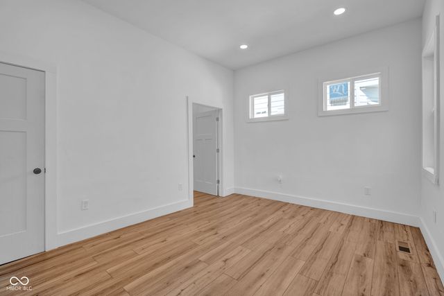 1200 N 10th Street, Terre Haute, IN 47807