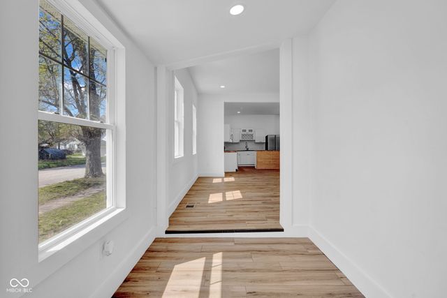 1200 N 10th Street, Terre Haute, IN 47807