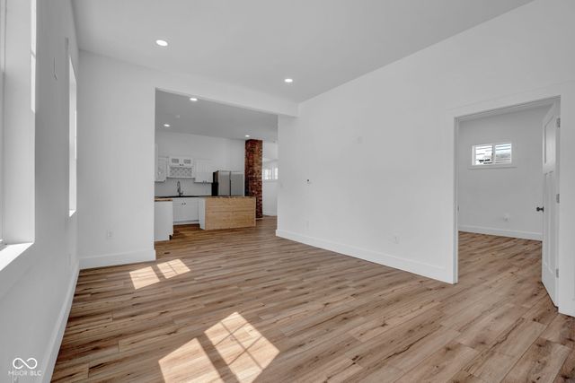 1200 N 10th Street, Terre Haute, IN 47807