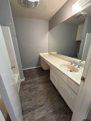 16631 CR 178, Tyler, TX 75703