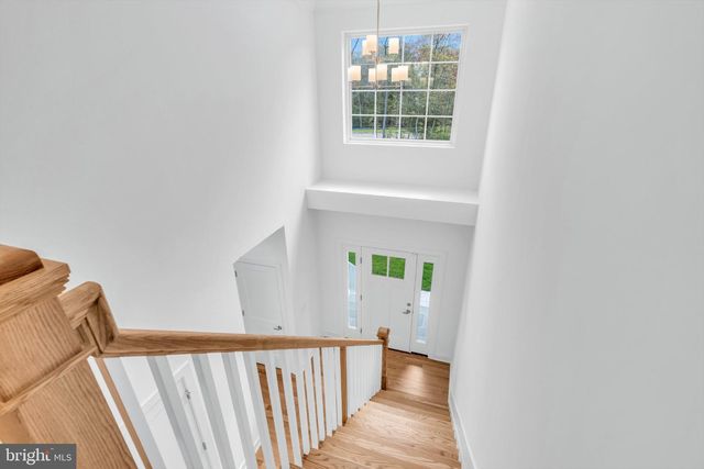 33 PENNSYLVANIA AVE, Waretown, NJ 08758