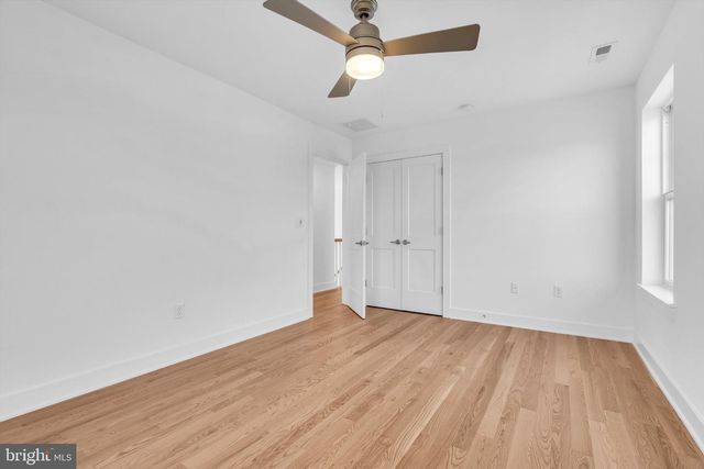 33 PENNSYLVANIA AVE, Waretown, NJ 08758