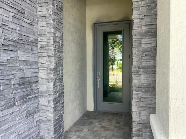 10226 Timber Creek Way, Palm Beach Gardens, FL 33412
