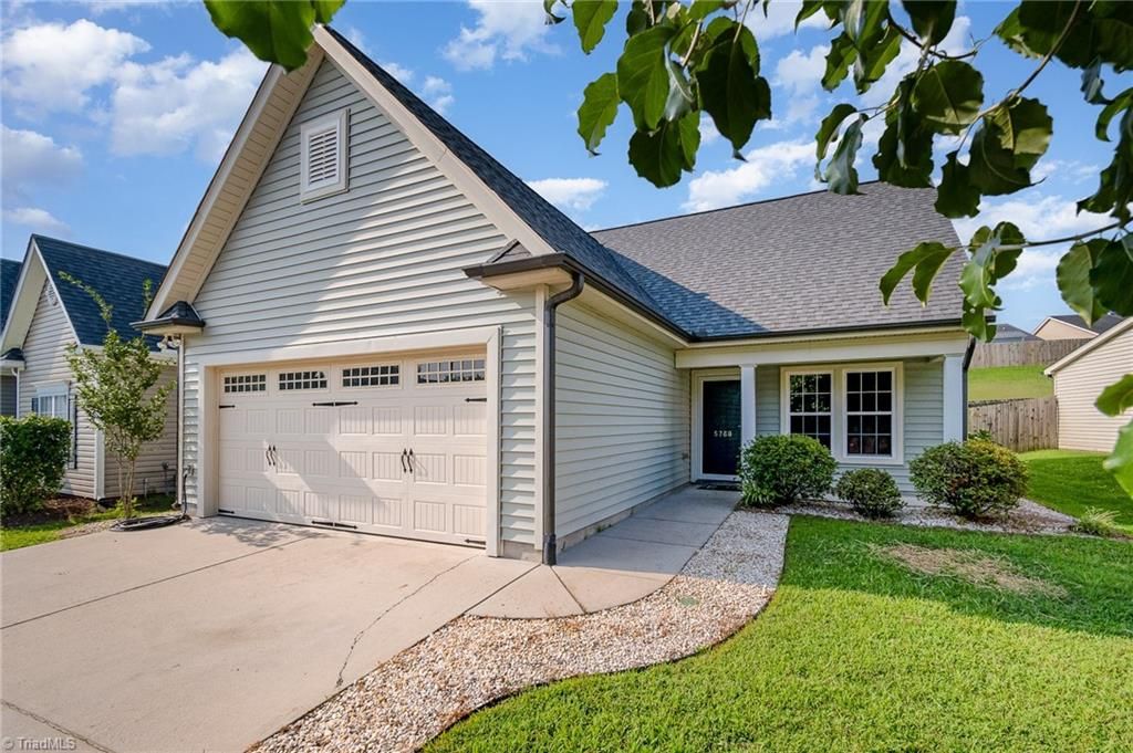 5768 Misty Hill Circle, Clemmons, NC 27012