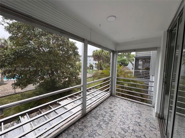 447 NE 195th Street 214, Miami, FL 33179
