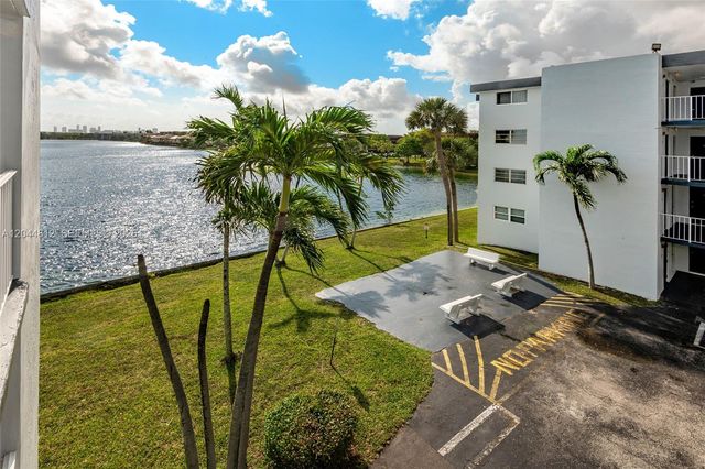 447 NE 195th Street 214, Miami, FL 33179