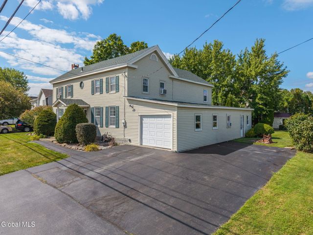 32 Broadway, Amsterdam, NY 12010