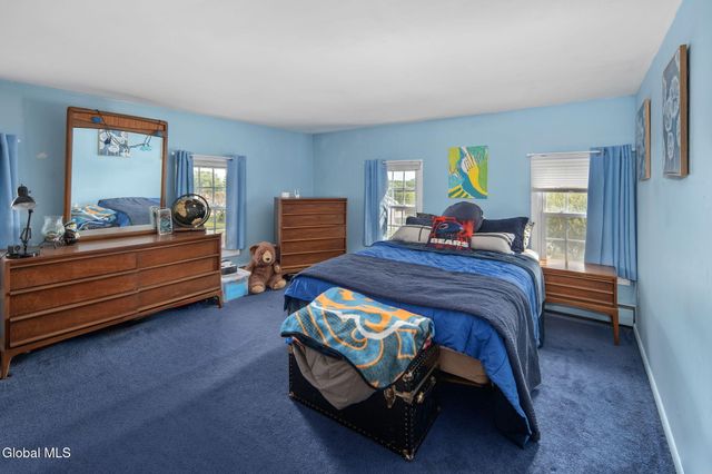 32 Broadway, Amsterdam, NY 12010