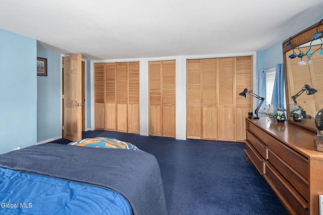 32 Broadway, Amsterdam, NY 12010